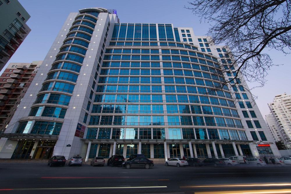 Qafqaz Baku City Hotel & Residences Bagian luar foto