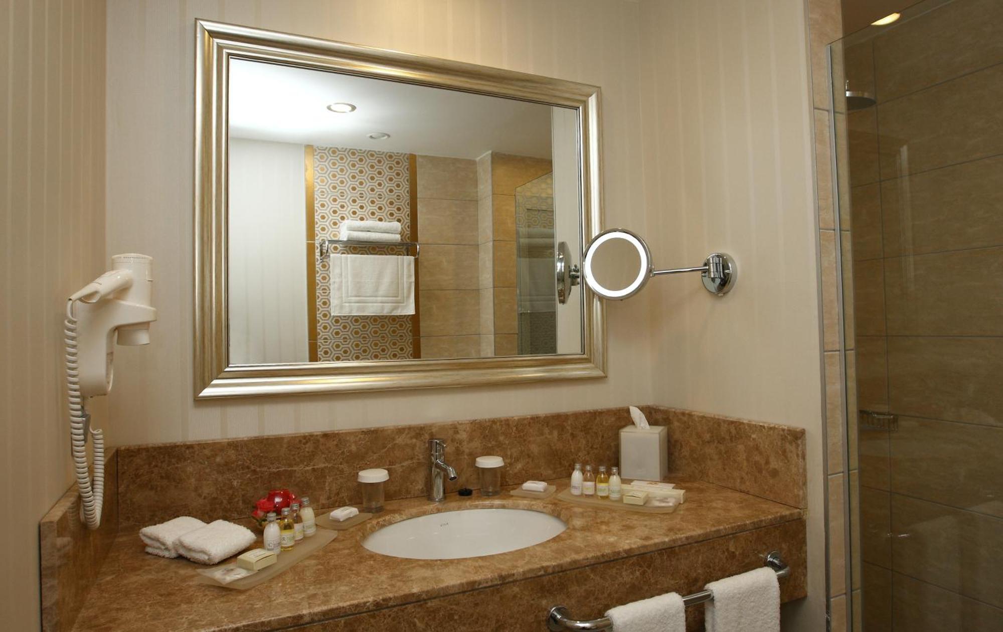 Qafqaz Baku City Hotel & Residences Bagian luar foto