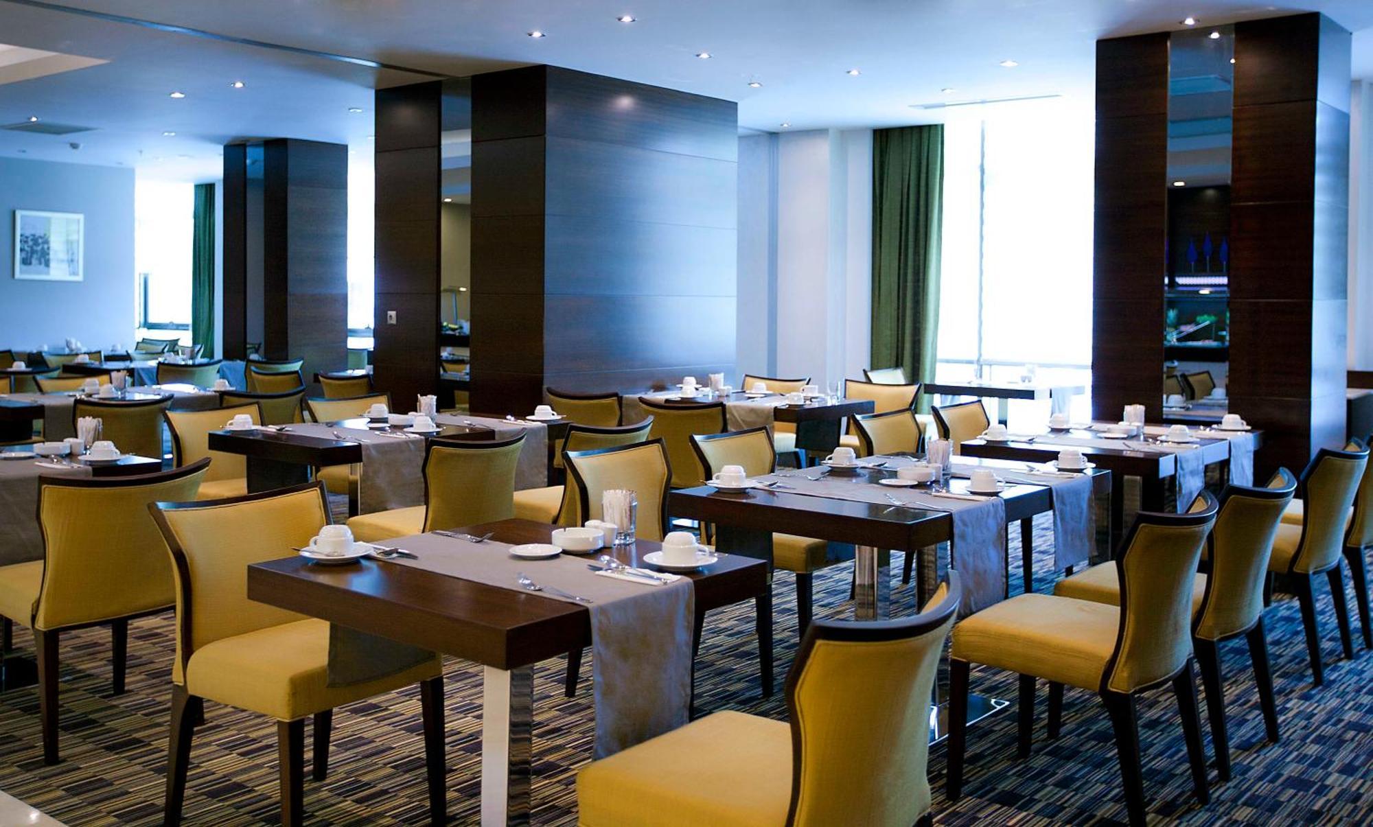 Qafqaz Baku City Hotel & Residences Bagian luar foto