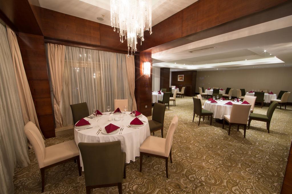 Qafqaz Baku City Hotel & Residences Bagian luar foto
