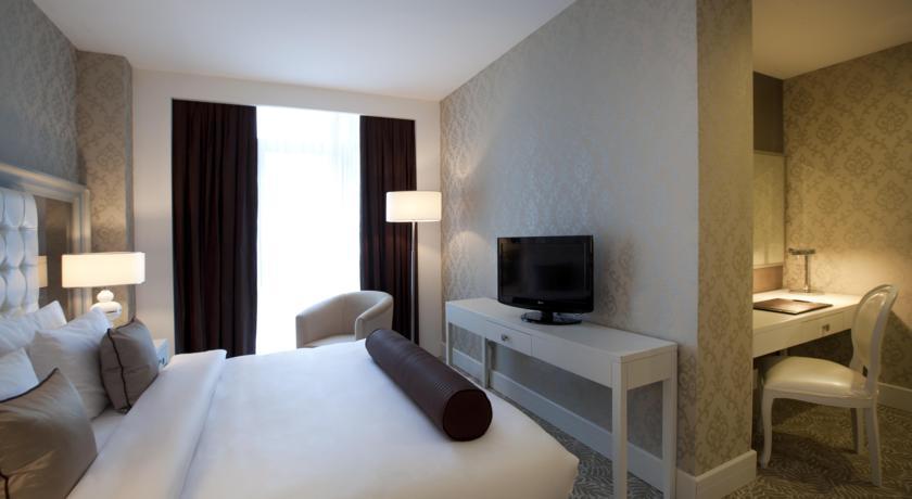 Qafqaz Baku City Hotel & Residences Bagian luar foto
